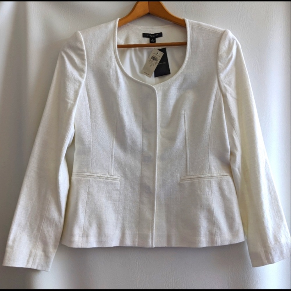 NWT Ann Taylor White Cotton Blend Scoop Neck Fitted Jacket - 8